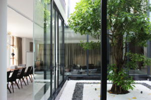 thi công cửa nhôm kính